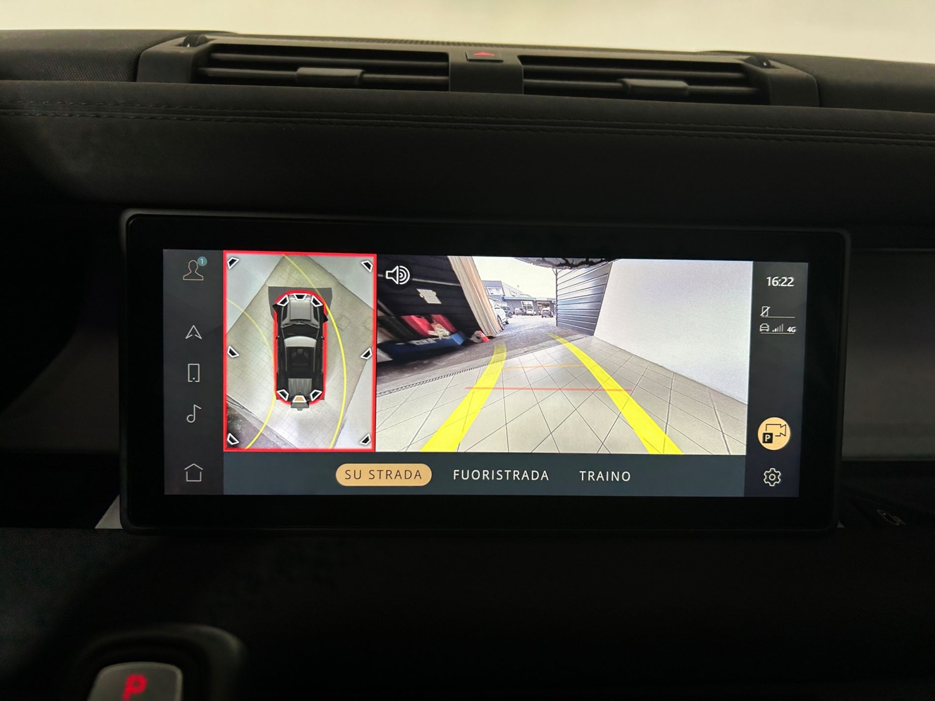 Defender 110 3.0d i6 mhev SE awd 200cv auto - Autoviemme